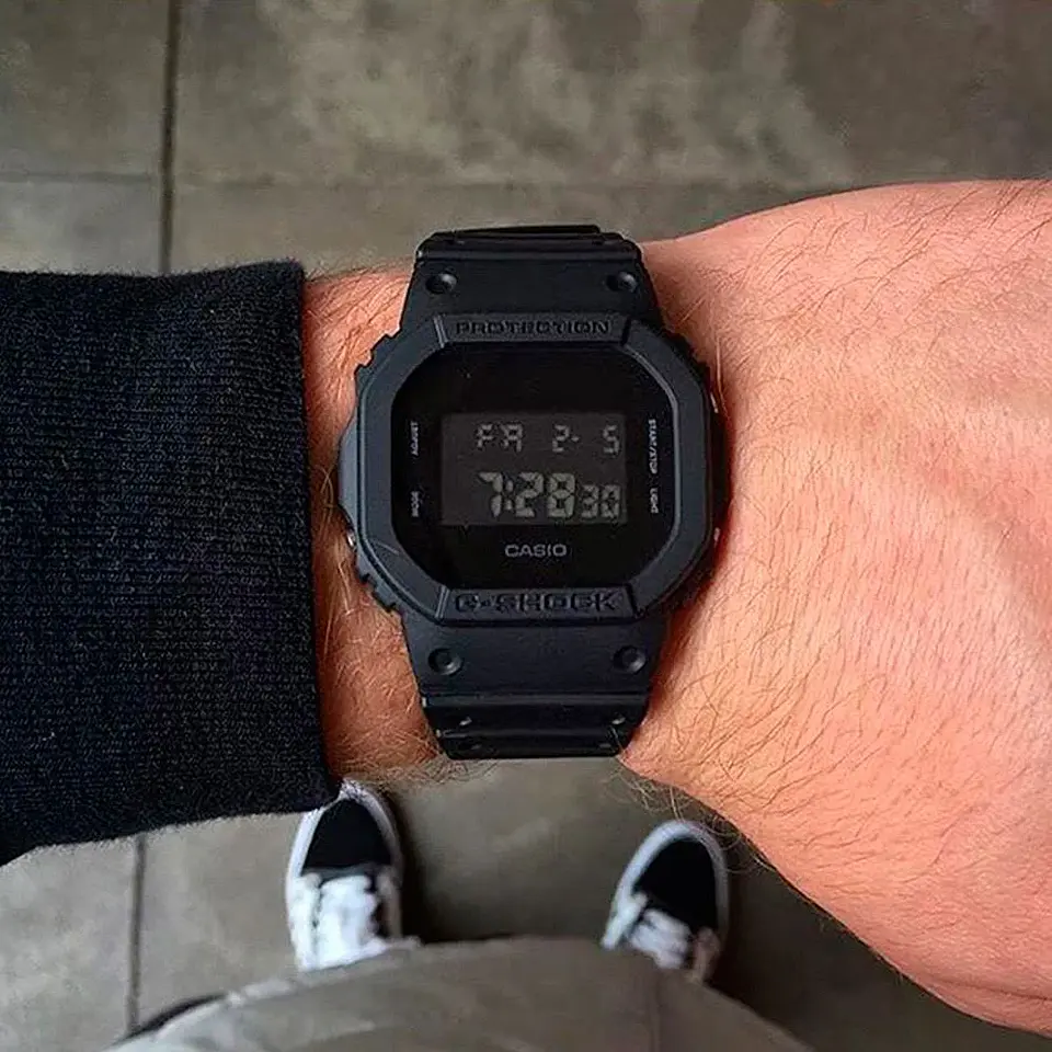 RELOJ G SHOCK PARA HOMBRE DW-5600BB-1 2