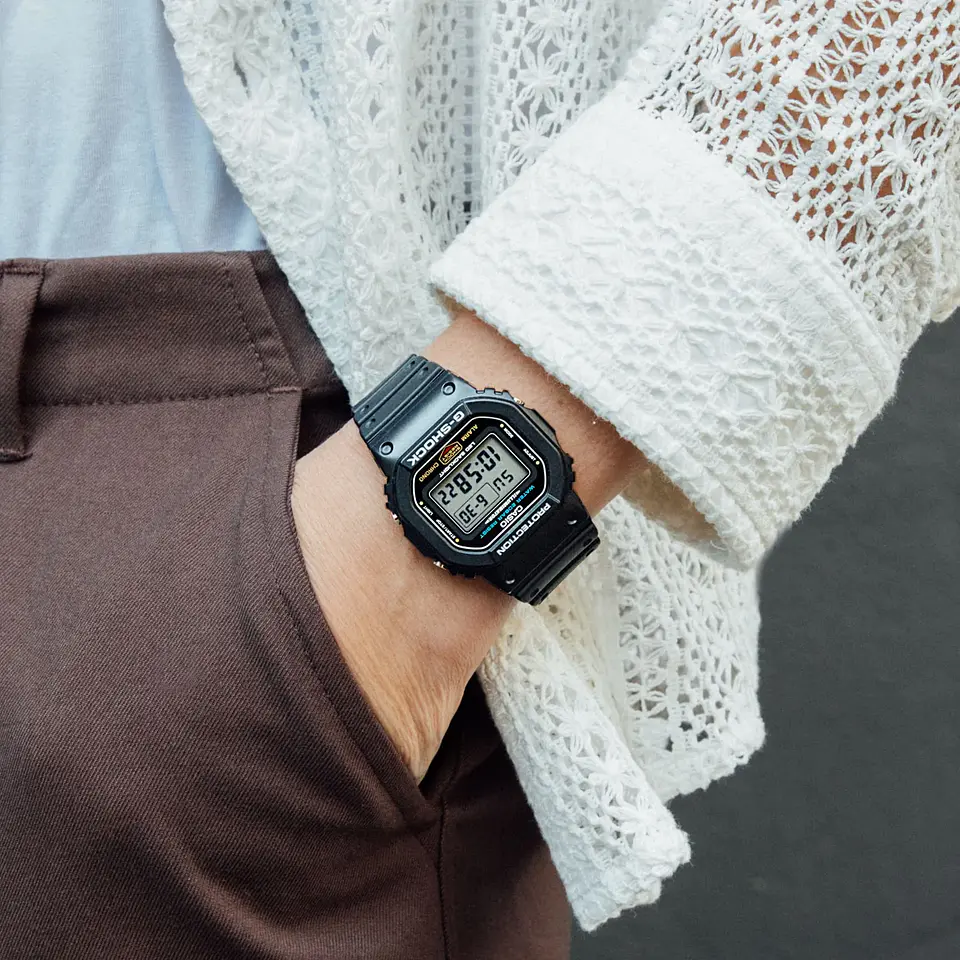 RELOJ G SHOCK PARA HOMBRE DW-5600E-1V 2