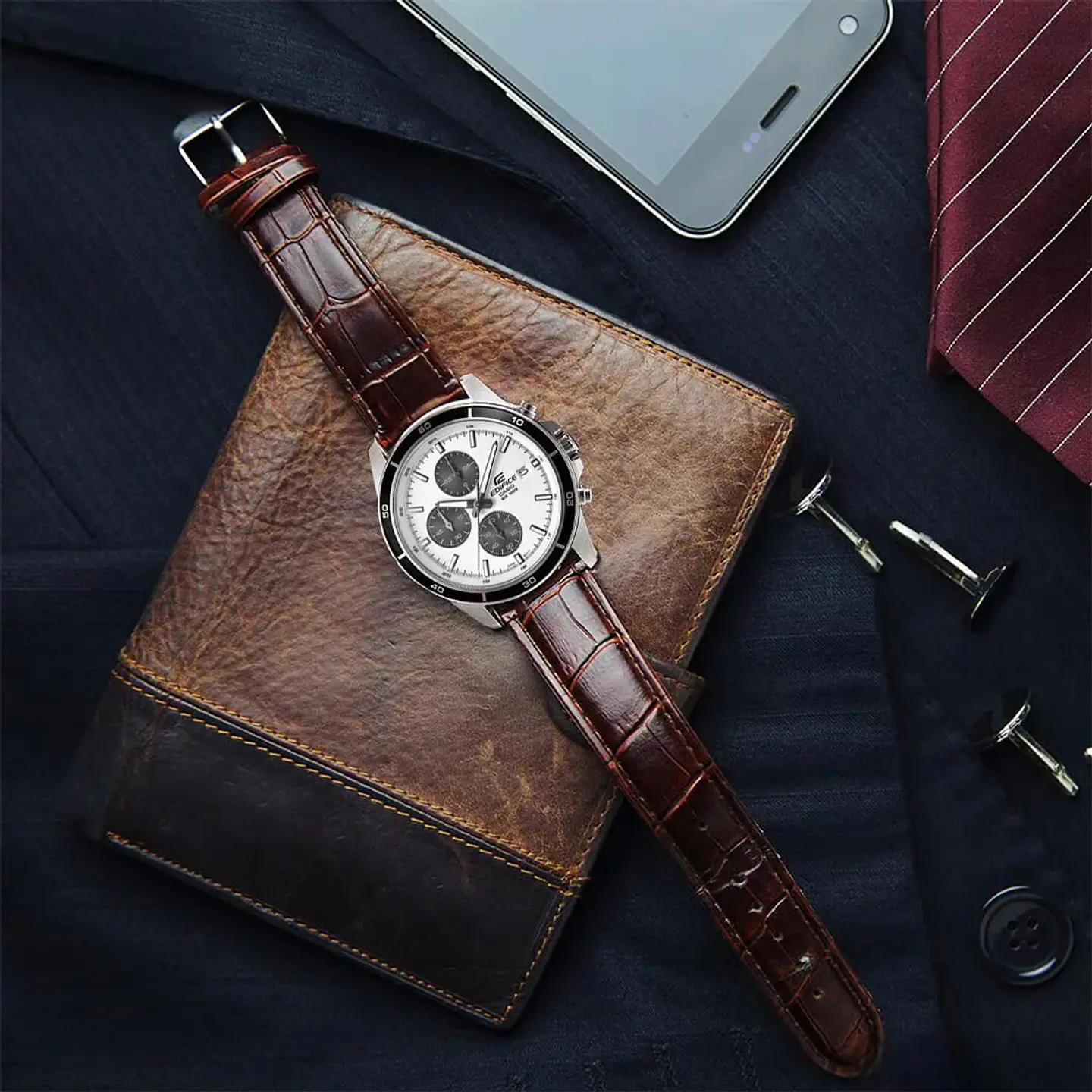 Reloj Edifice Para Hombre EFR-526L-7A CUERO 4
