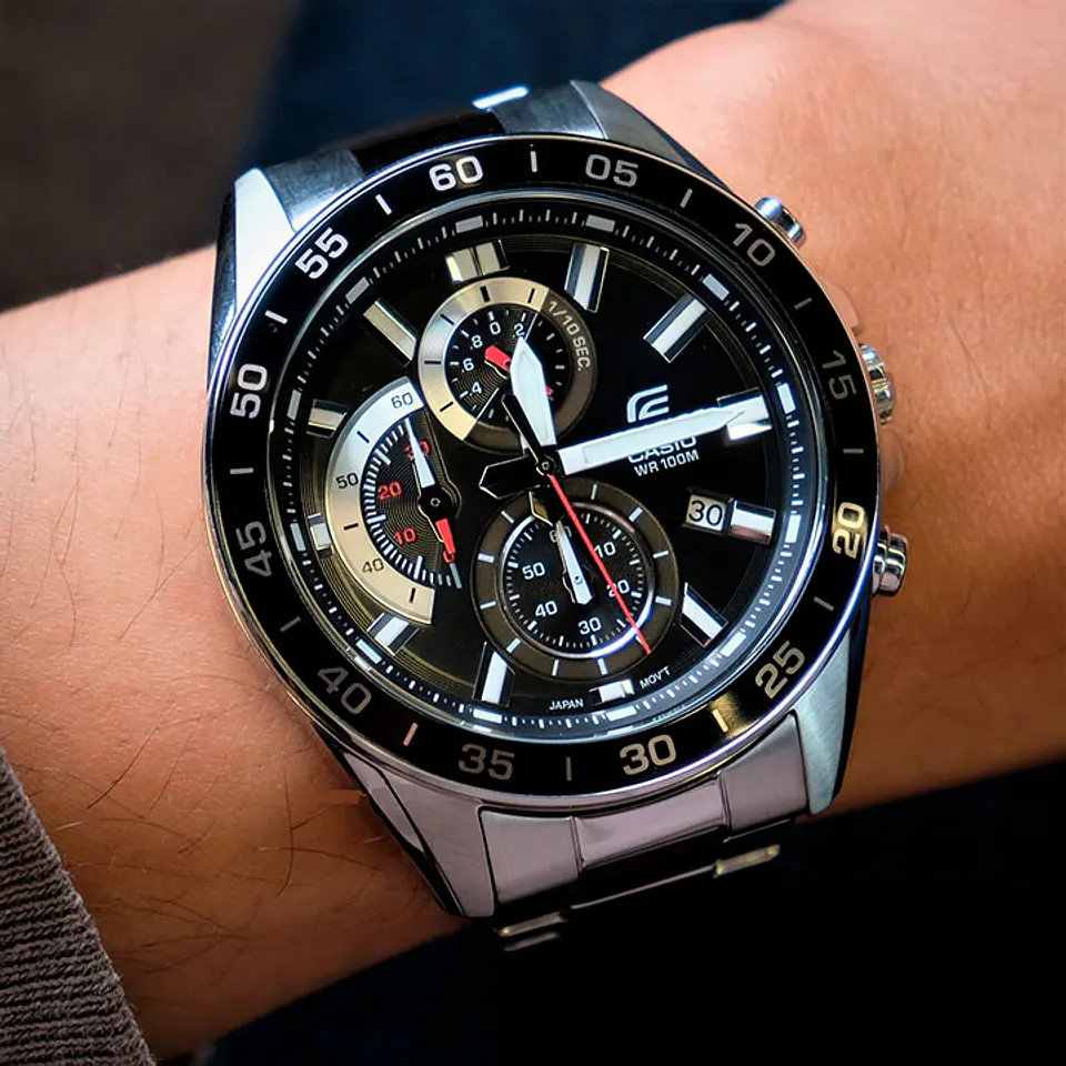 Reloj Edifice Para Hombre EFV-550D-1A ACERO INOXIDABLE 4