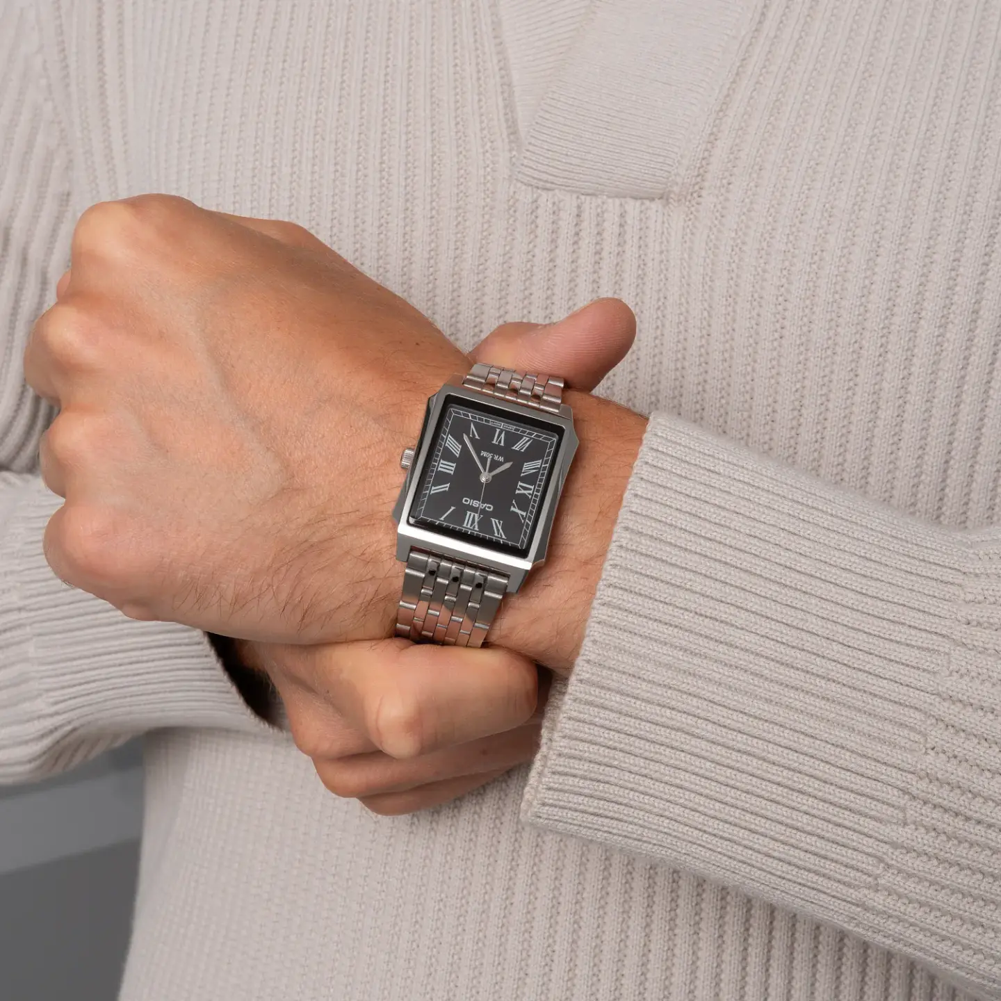 Reloj Casio Para Hombre MTP-B190D-1B ACERO INOXIDABLE 3