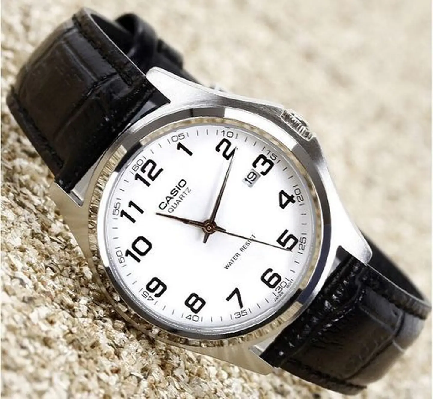 RELOJ CASIO PARA HOMBRE MTP-1183E-7B CUERO 2