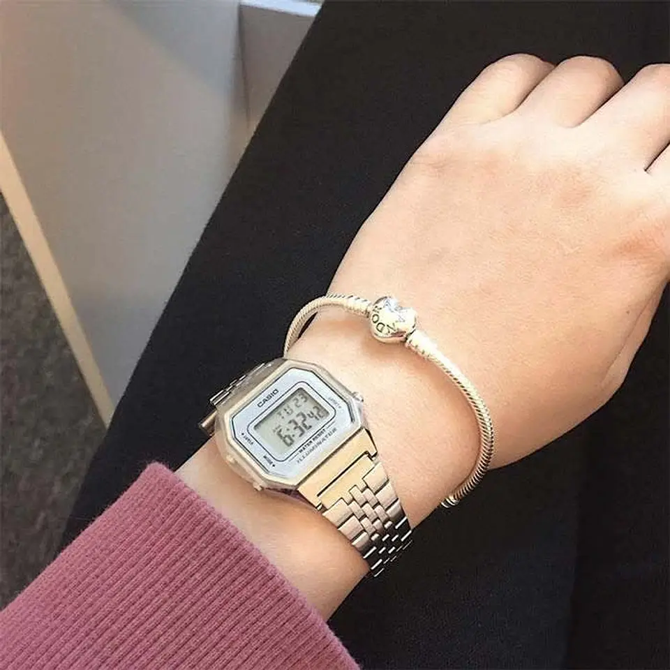 LA680WA-7 RELOJ CASIO PLATEADO MUJER ORIGINAL 3