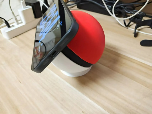 Soporte Escritorio Para iPhone Magsafe Versión Pokeball 2