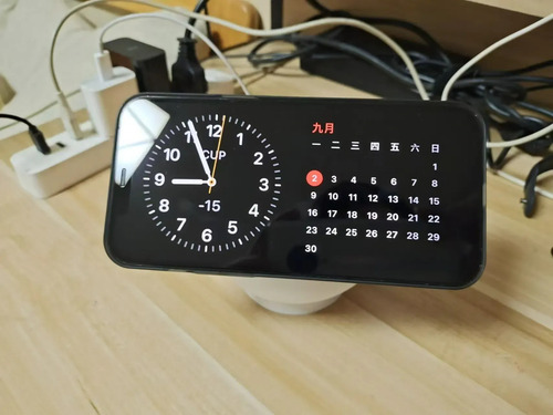 Soporte Escritorio Para iPhone Magsafe Versión Pokeball 4