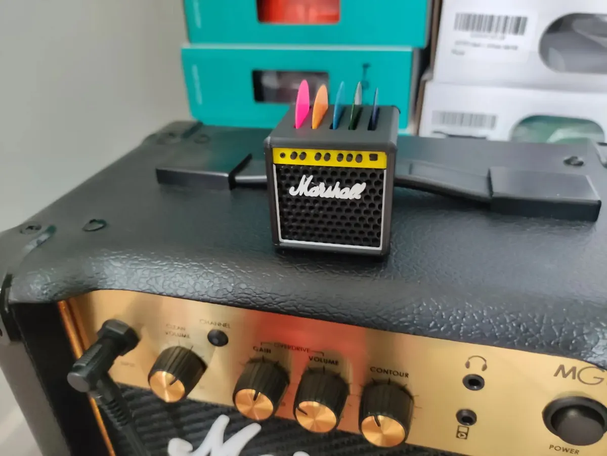 Soporte Para Uñetas De Guitarra Marshall 5 Bahias (x1) 6