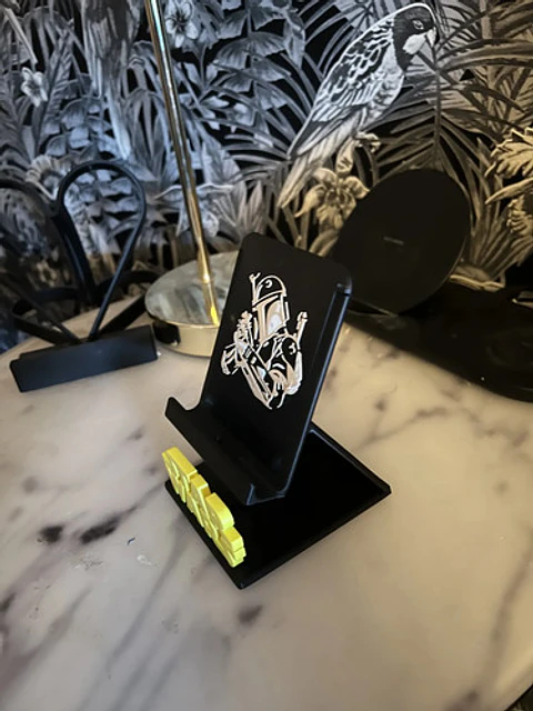 Soporte Escritorio Para Teléfono Versión Mandaloriano