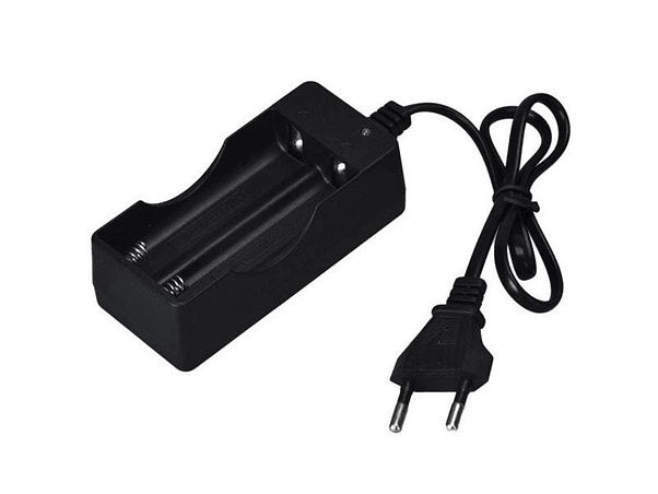 CARREGADOR DE BATERIAS LI-ION 18650 1