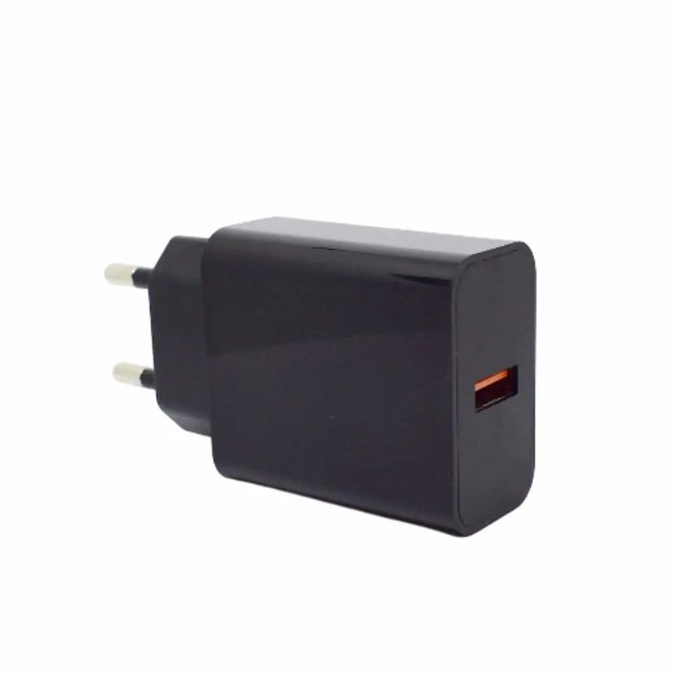 ALIMENTADOR COMPACTO USB-A 5V 3A PRETO 1