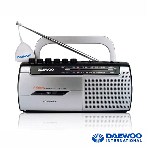 Rádio Portátil AM/FM Cassete COM Gravador DAEWOO