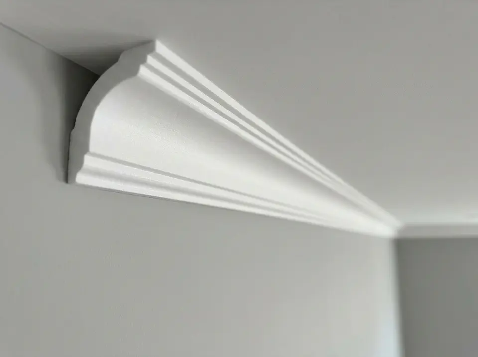 Cornisa Plumavit 38x38mm M38 2