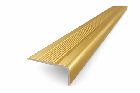 Nariz de Grada Aluminio Dorado