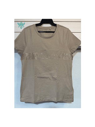 POLERA GUESS BEIGE BRILLO MUJER