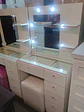 Tocador con luces LED y espejo - Miniatura 5
