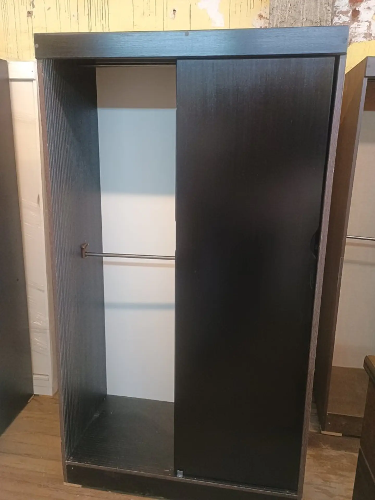 Closet con puerta corredera 9