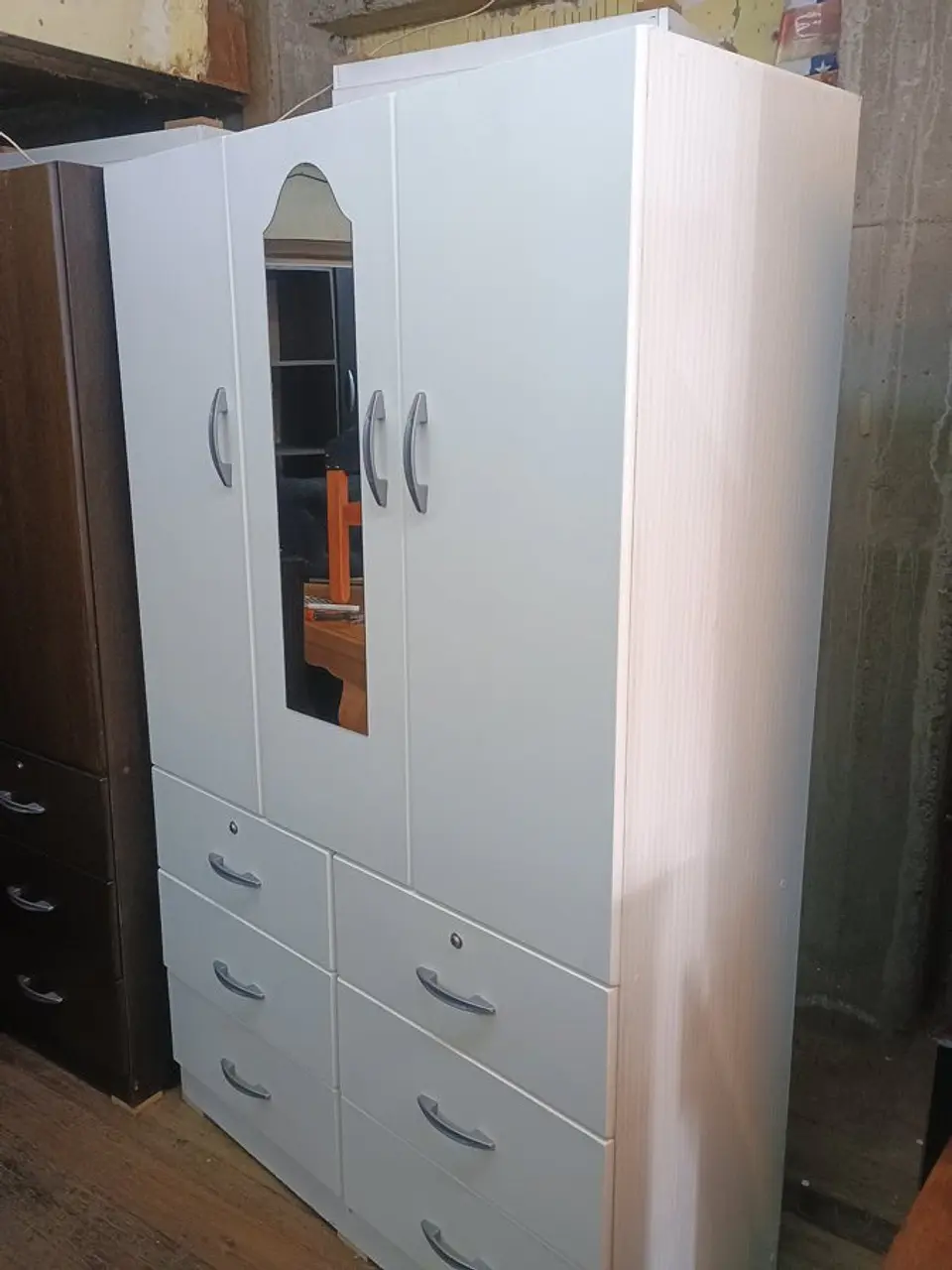 Closet 3 puertas con espejo 10