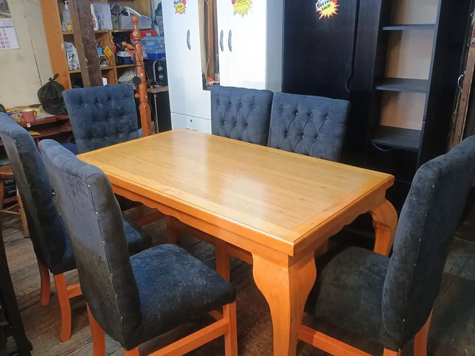 Comedor 6 sillas tapizadas 1