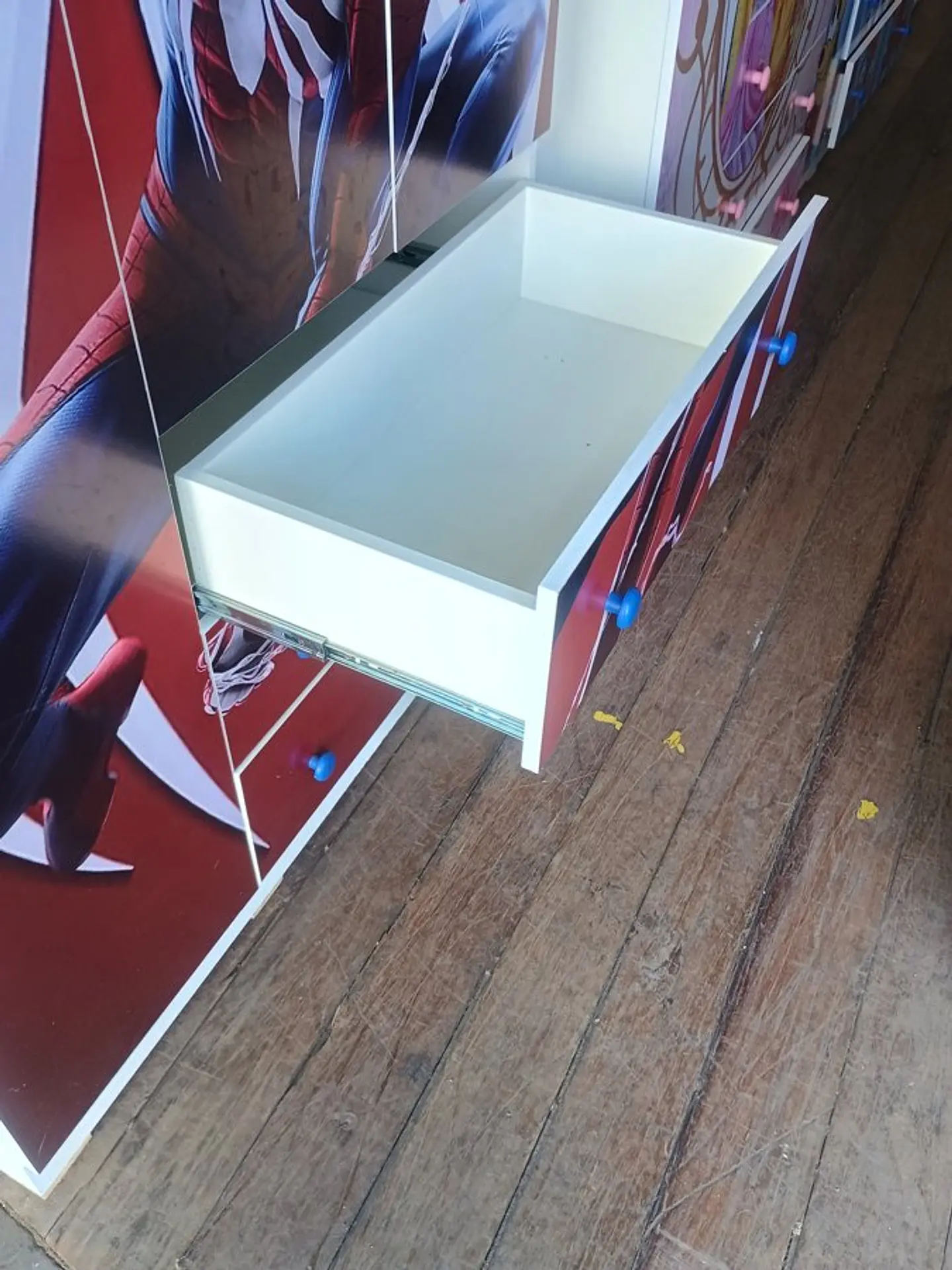 Closet infantil con diseño 6