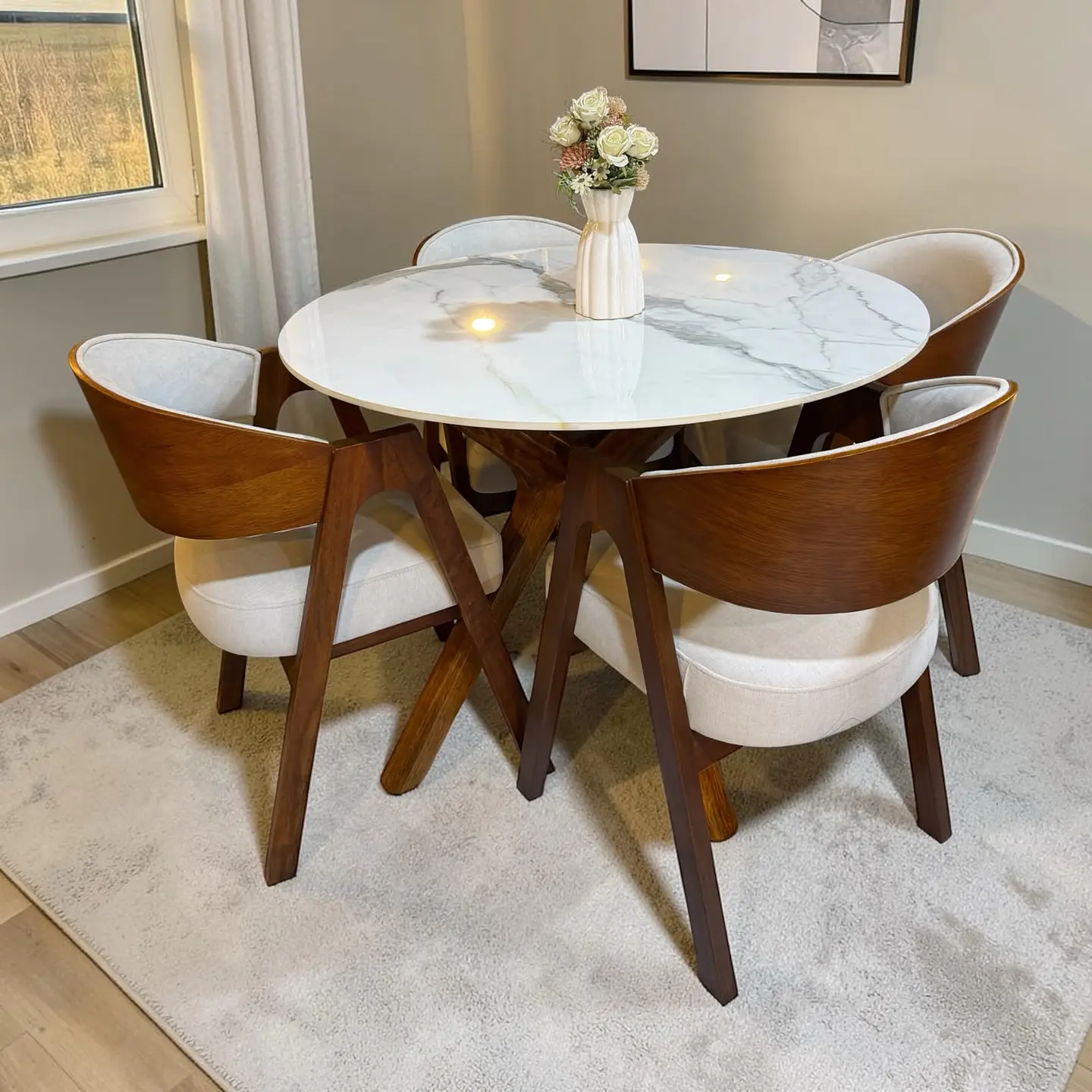 Juego de comedor 4 sillas Kiara + Base asterisco + piedra sinterizada 1