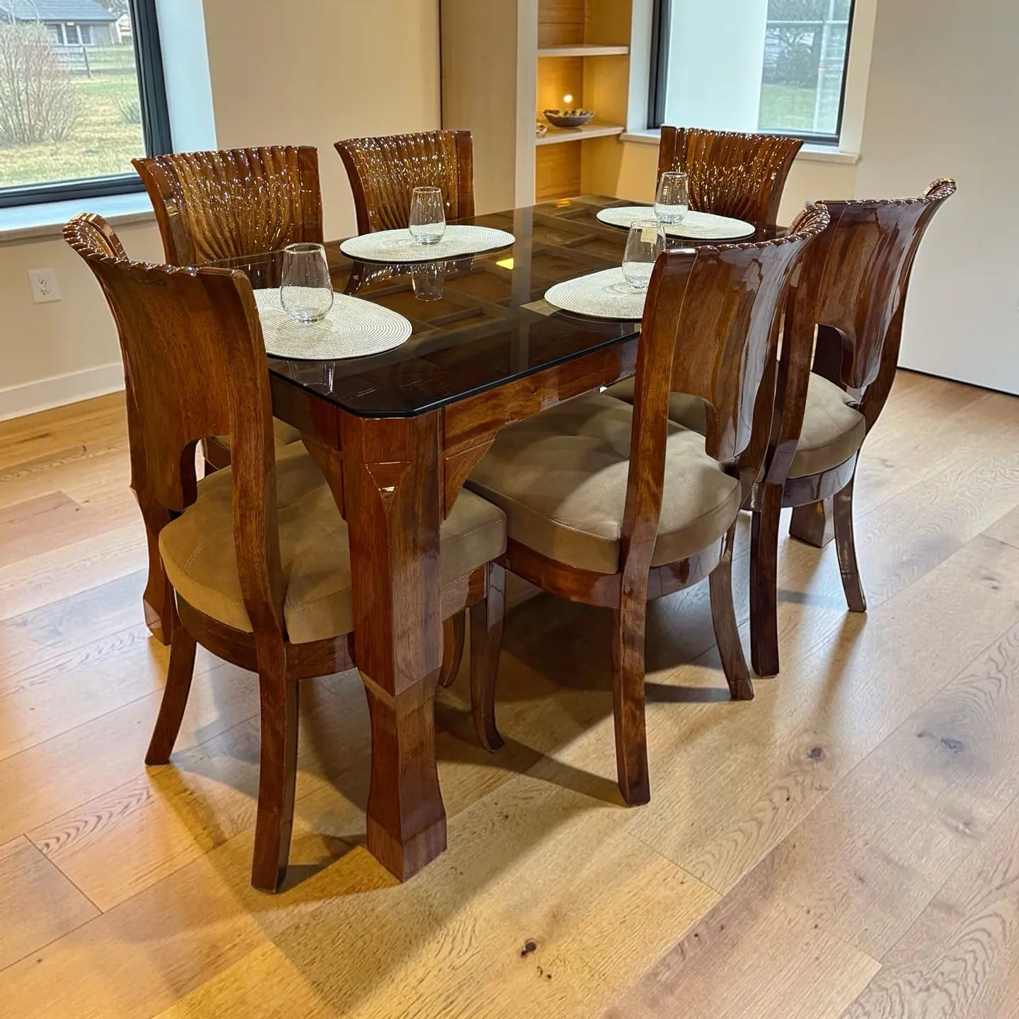 Juego de comedor 6 sillas Toscana + Base pata de león + Vidrio  1