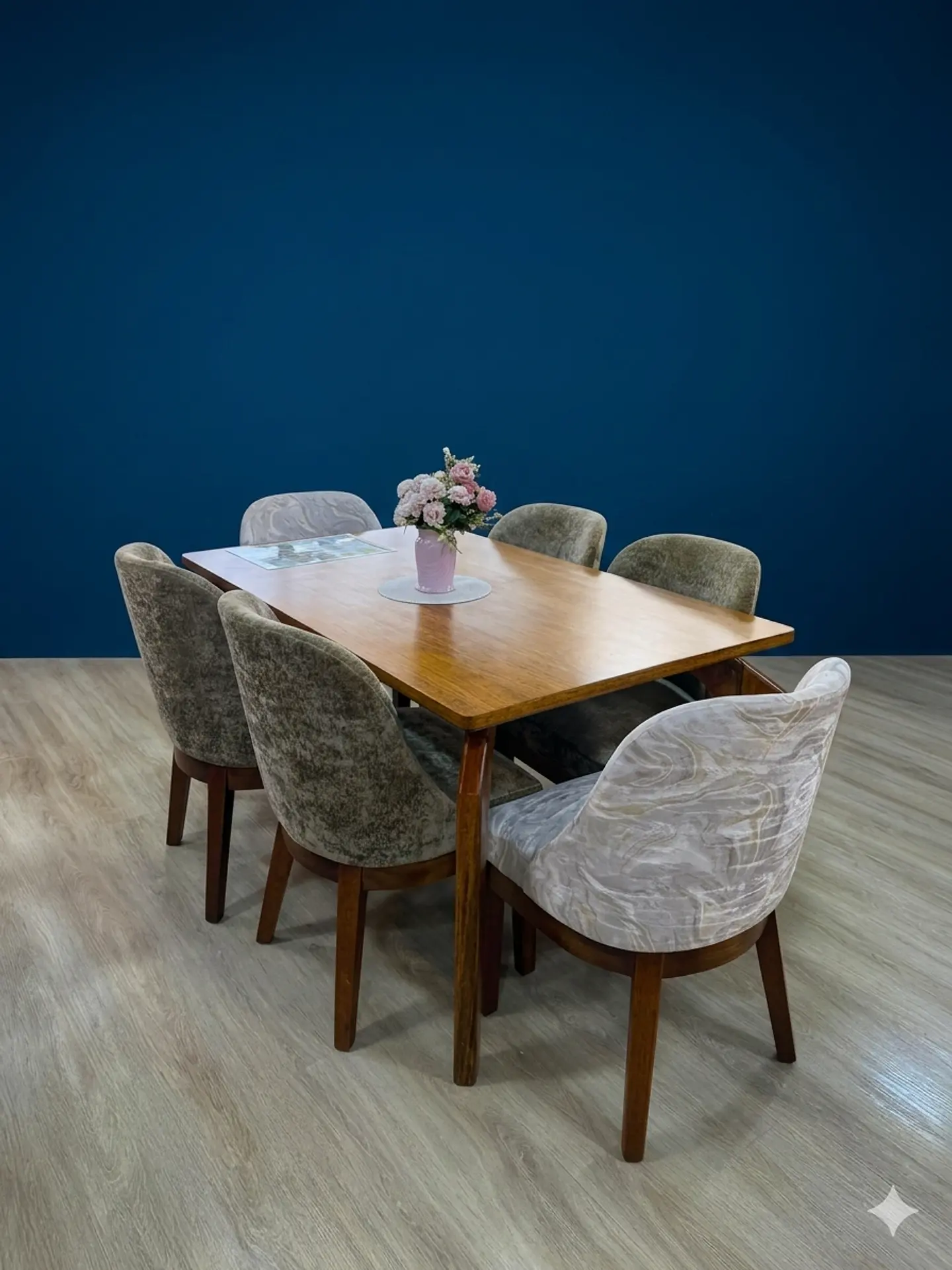 Juego de comedor 6 sillas Vintage + Mesa Arañita 1