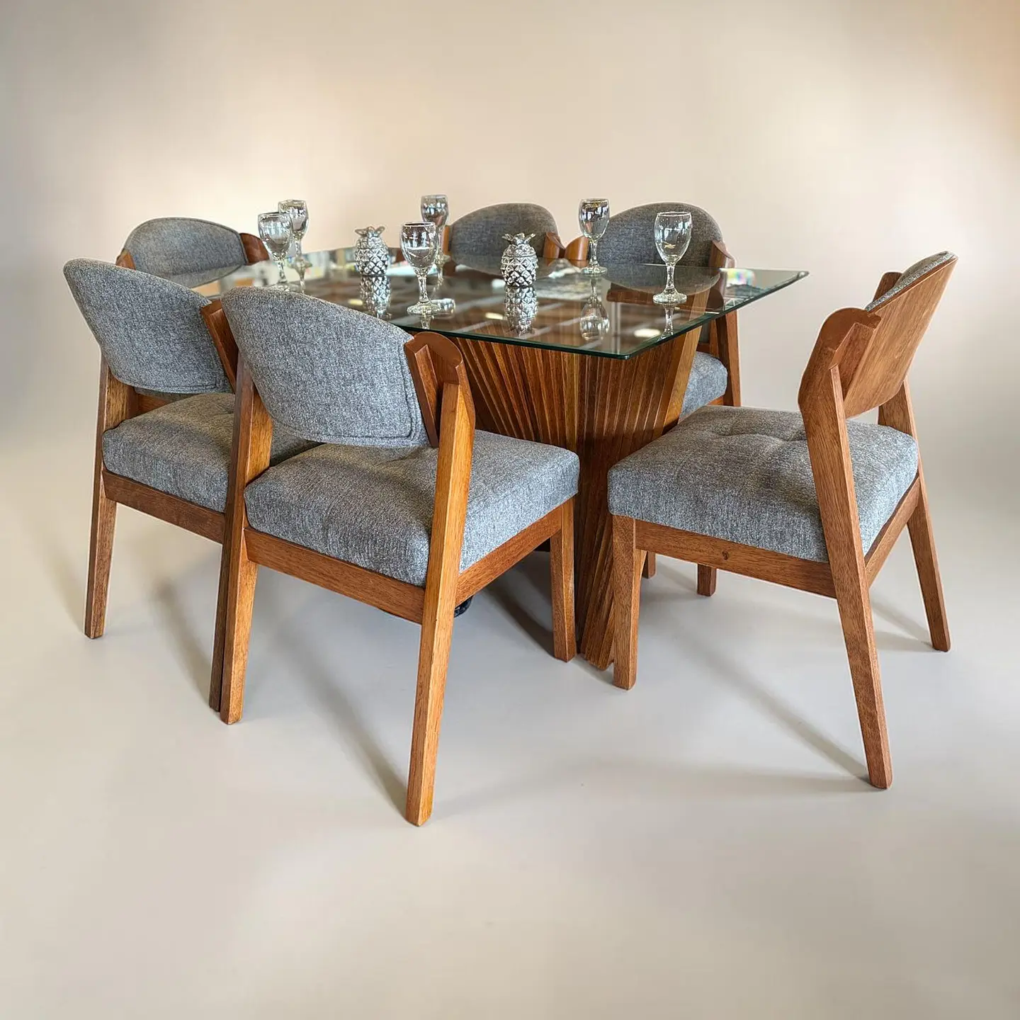 Juego de comedor 6 sillas Carmona + Base Espiral + Vidrio  1
