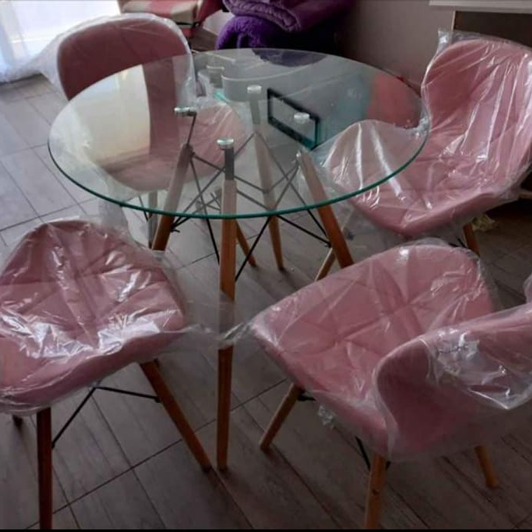 Mesa Redonda 80 cm + 4 Sillas Mariposa 2