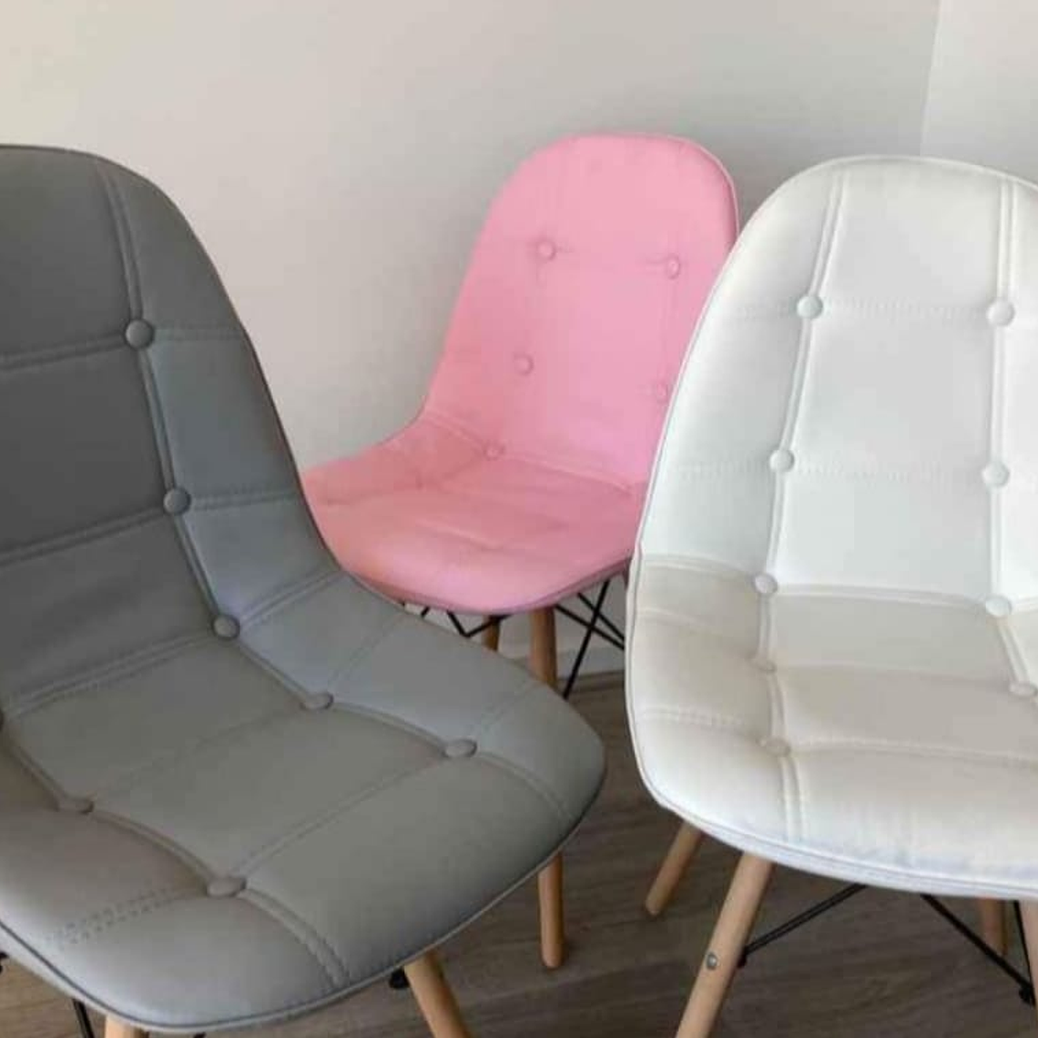 Mesa Redonda 100cm + 4 Sillas Buckle 2