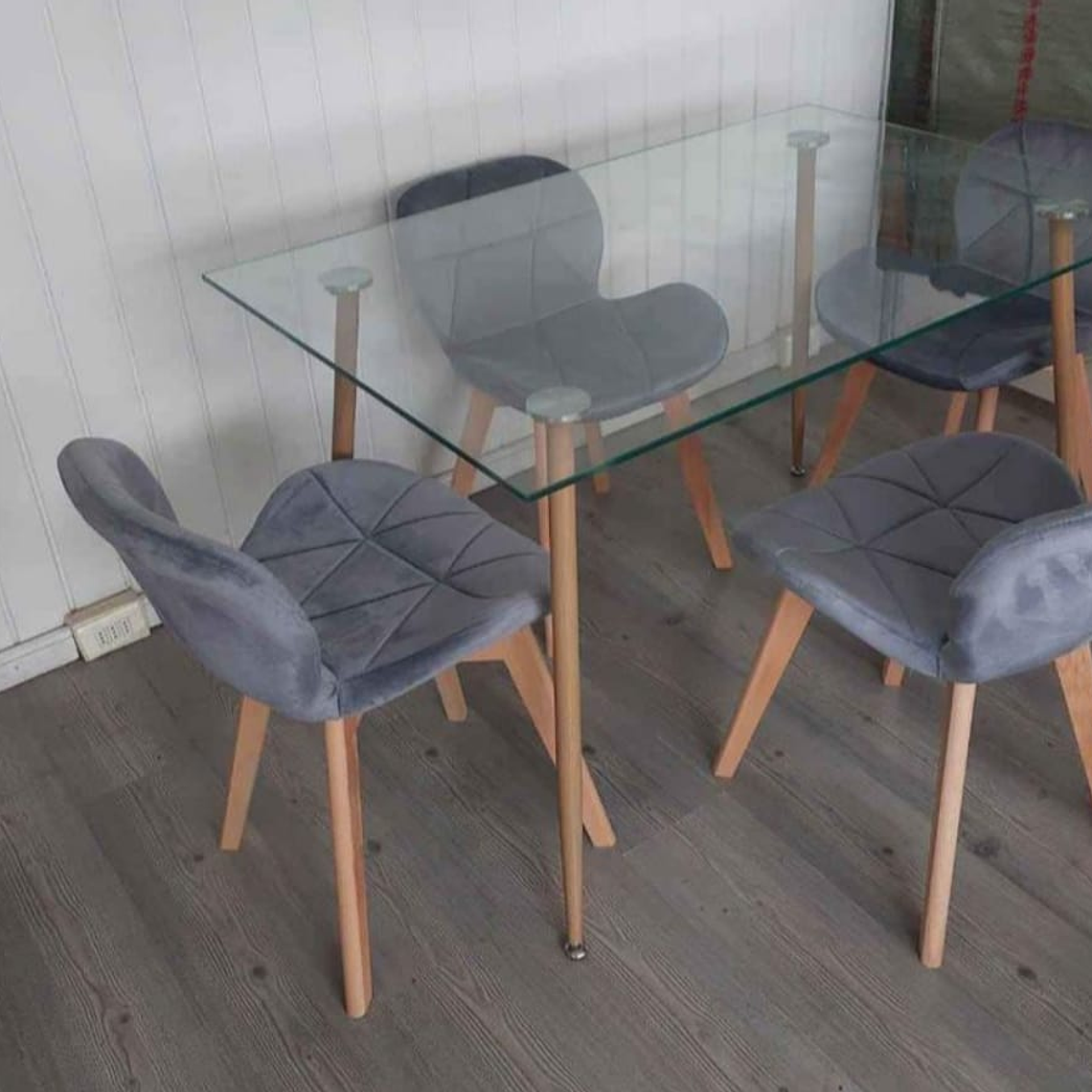 Mesa Rectangular 120*80 + 4 Sillas Velvet 1