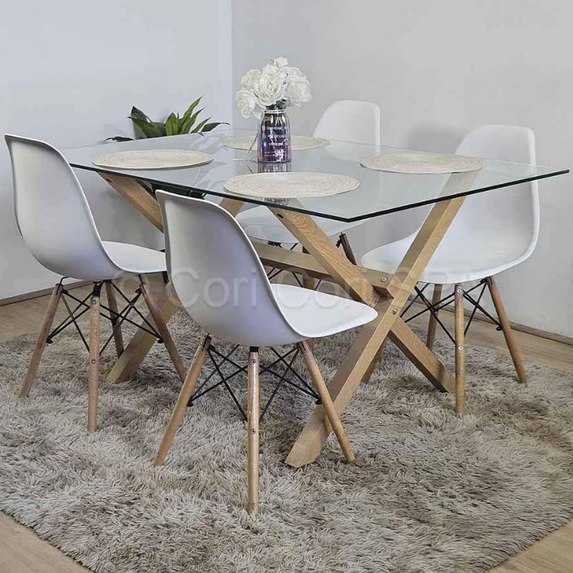 Mesa rectangular 140*90 + 4 sillas Eames 1