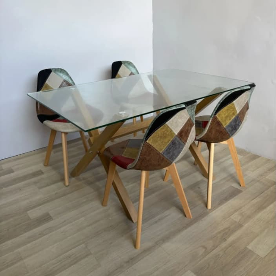 Mesa Rectangular 140 x 90 + 4 Sillas Davinci 2