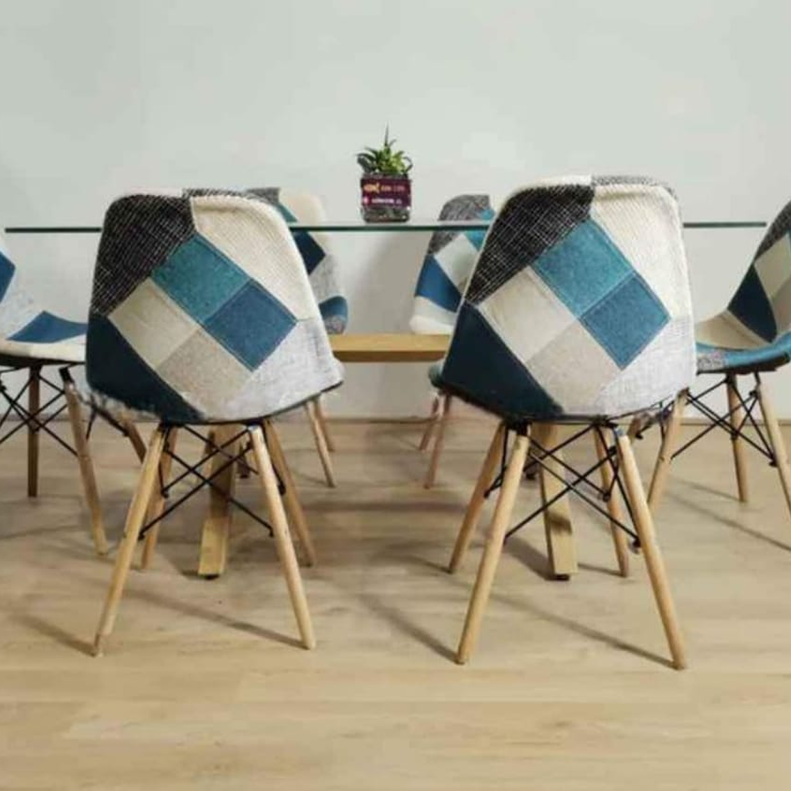 Comedor Mesa Rectangular 140*90 + 6 sillas Patchwork Eames 2