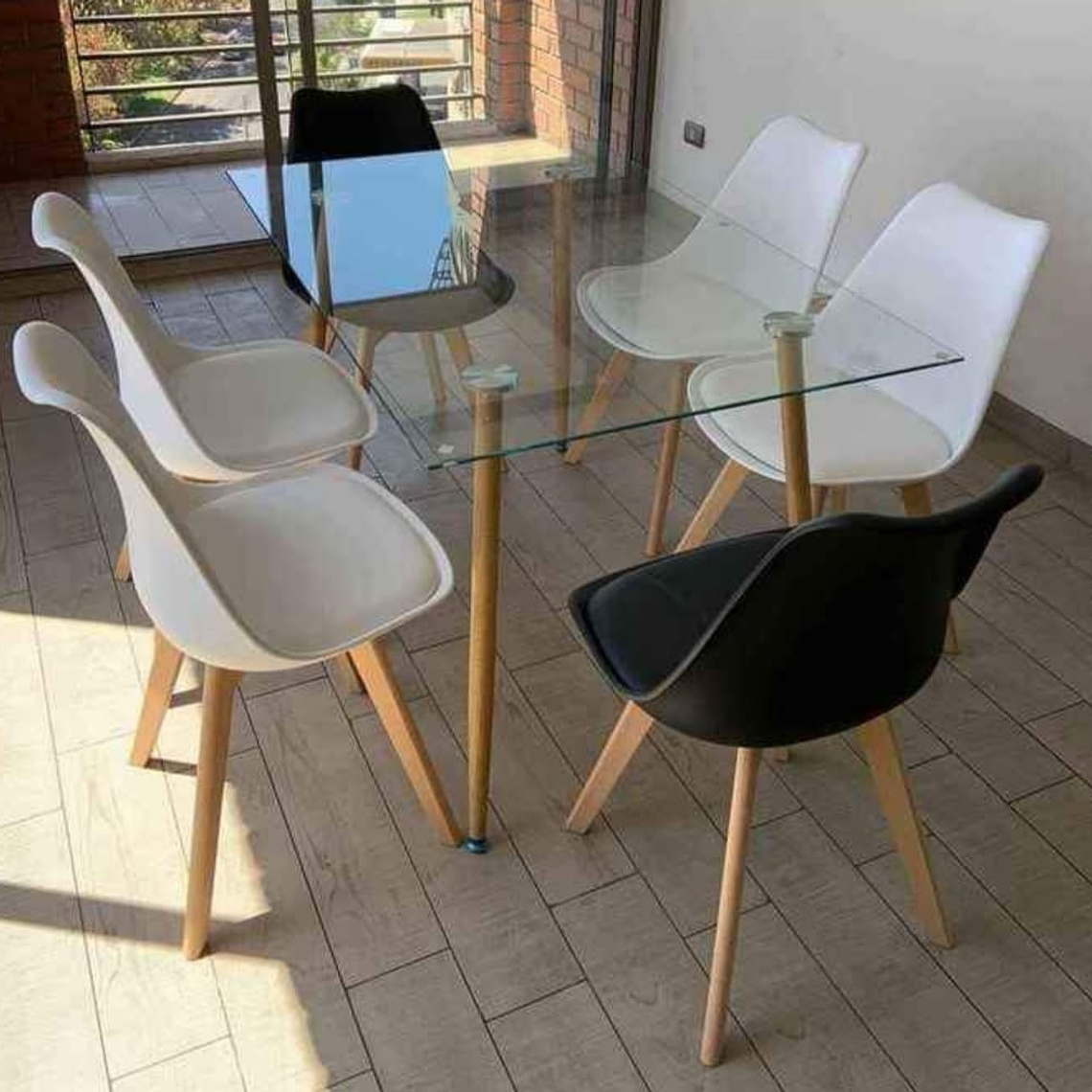 Mesa Rectangular 120*80 + 6 sillas Tulip 2