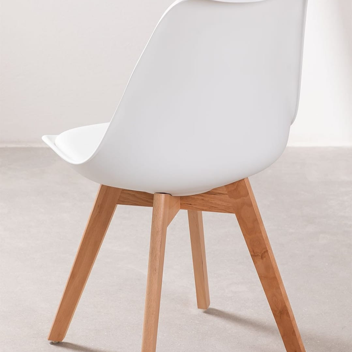 Mesa 80cm Melamina + 2 Sillas Tulip 3