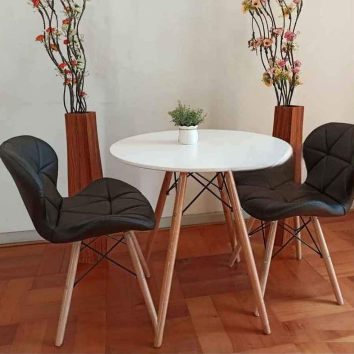 Mesa Melamina 80cm + 2 Sillas Radar Mariposa 1