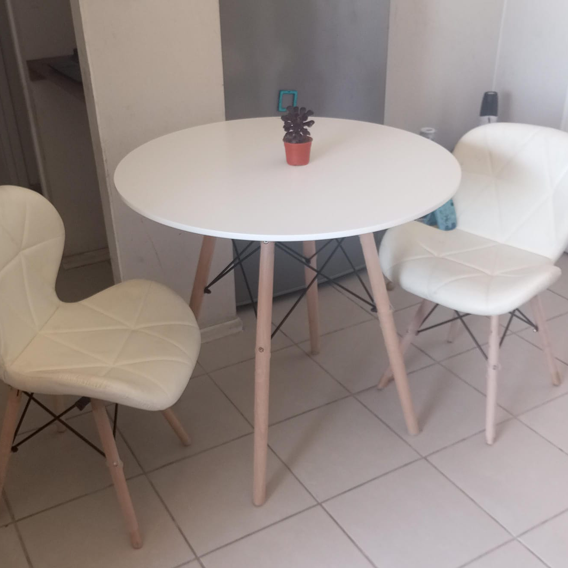 Mesa Melamina 80cm + 2 Sillas Radar Mariposa 3