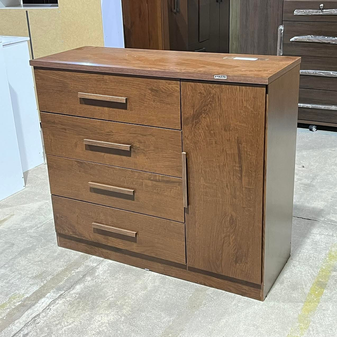 COMODA MARCA ZANZINI 4C 1P 5
