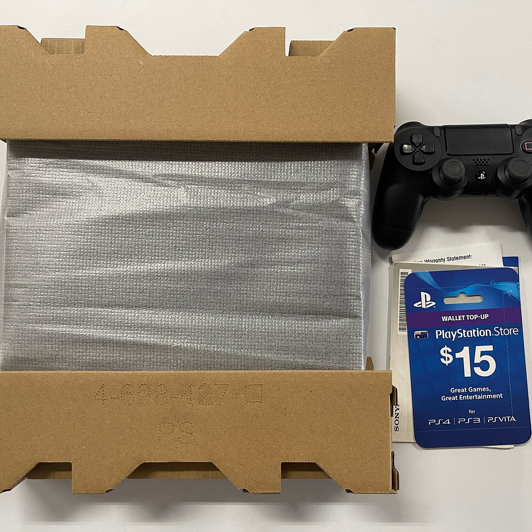 Consola Sony PlayStation 4 PS4 Slim de 1 TB completa en caja 2