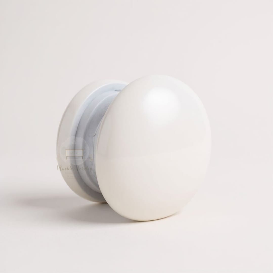 Tirador estándar blanco 1