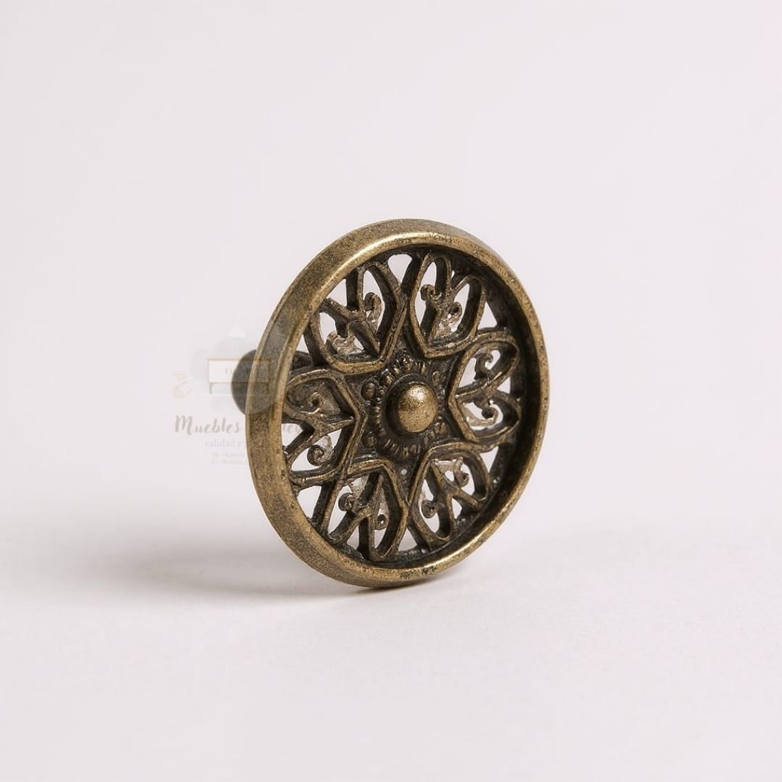 Tirador metálico clásico calado 1