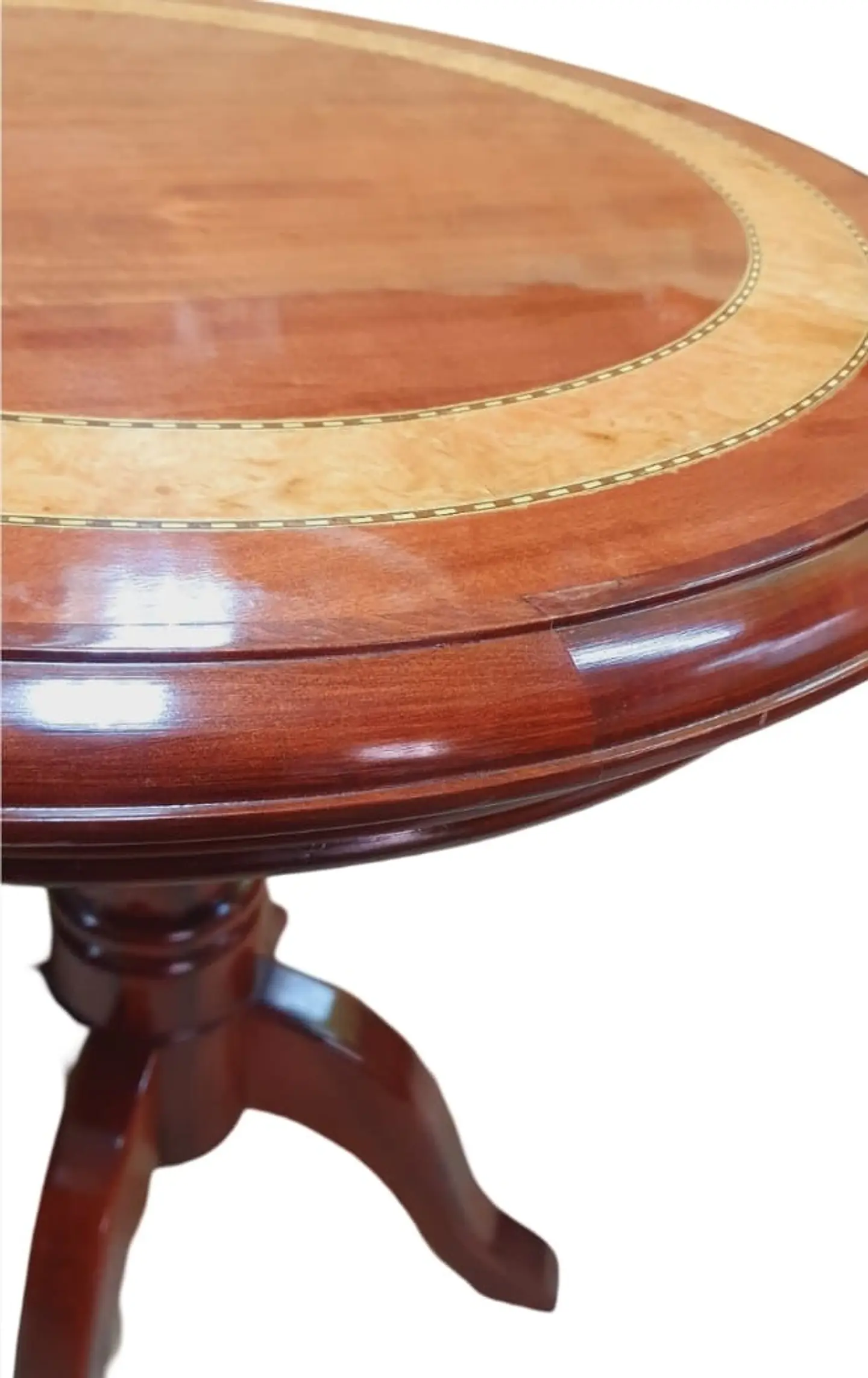 Mesa de té con Marqueteria  3