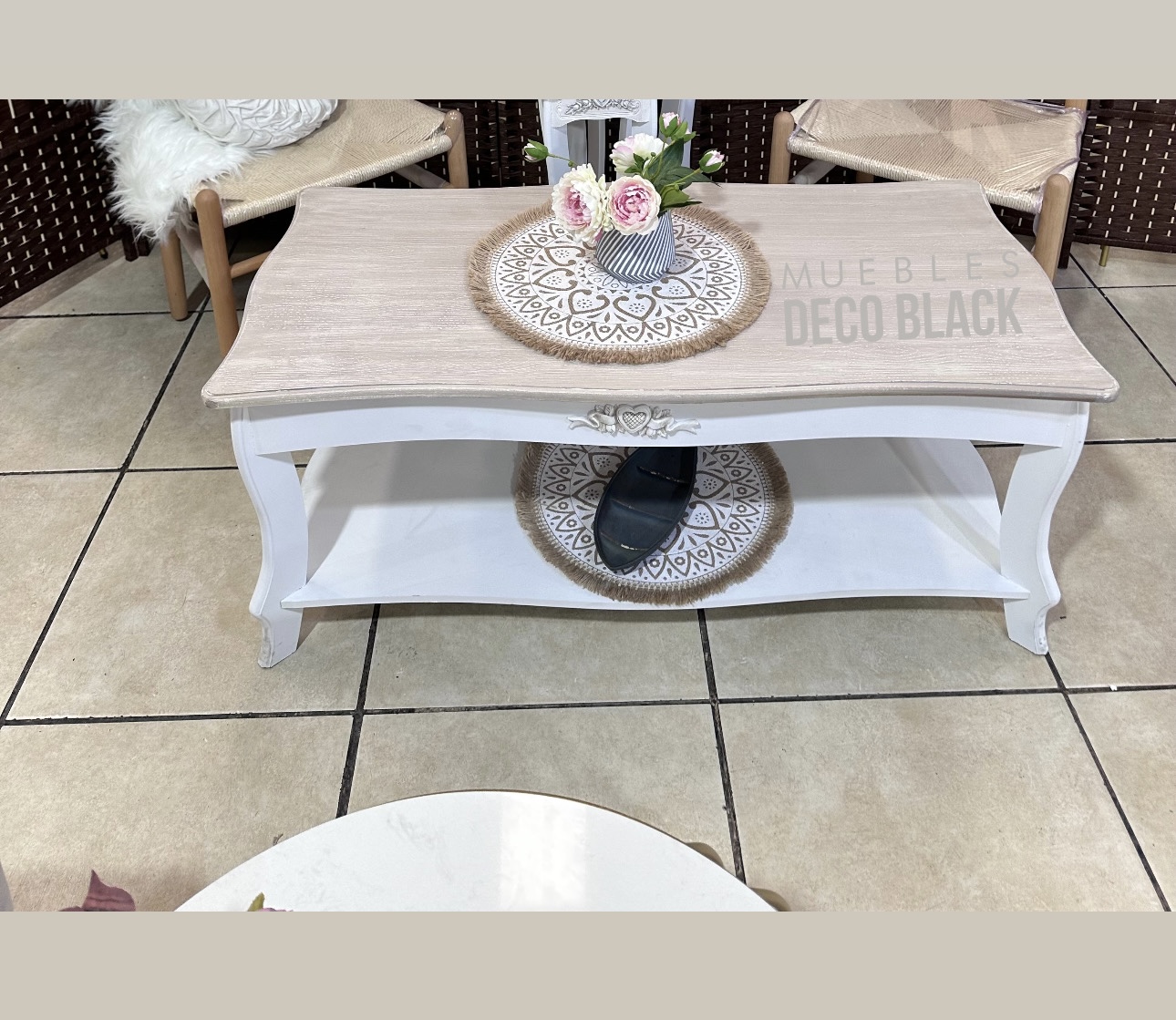 MESA DE CENTRO PROVENZAL