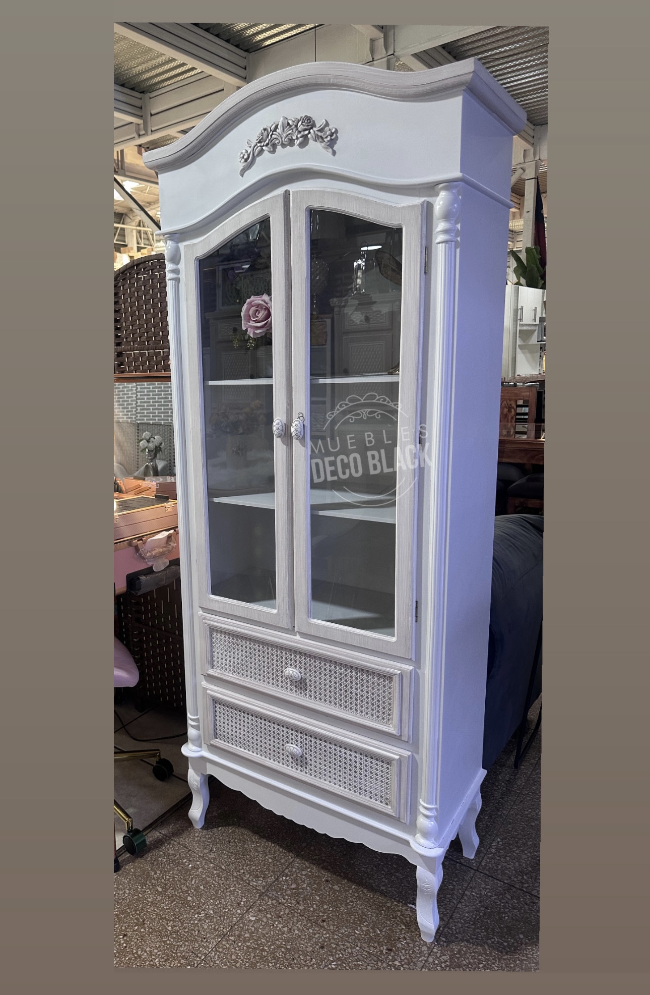 VITRINA PROVENZAL ESTILO JUNCO