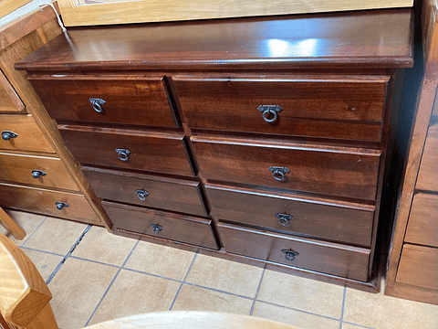 Cómoda Diseño Robusto y Funcional