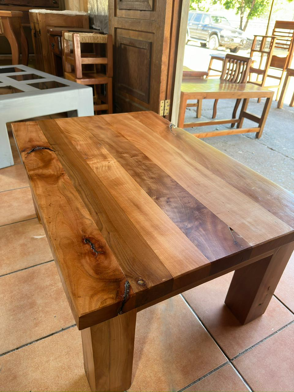 Mesa de Centro Estilo Rústico Moderno 1