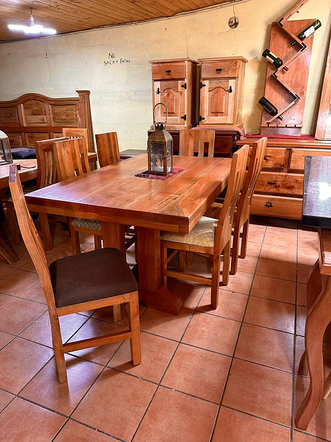 Comedor "Gran Roble"