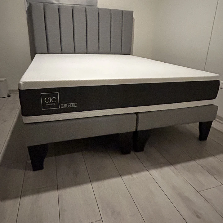 cama lineal en 2 plazas con colchón ortopédico  7
