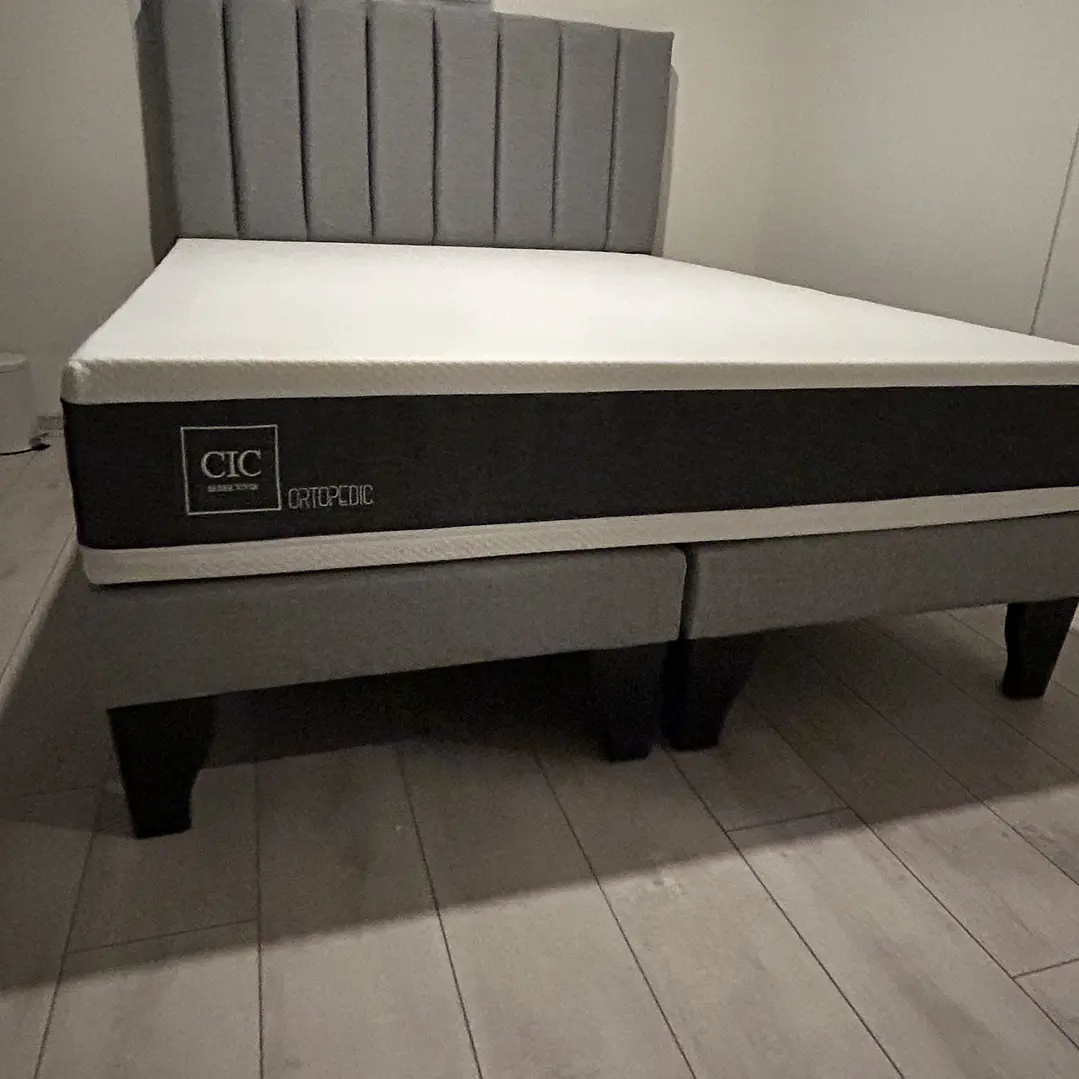 cama lineal en 2 plazas con colchón ortopédico  2