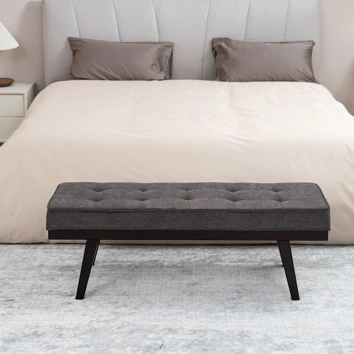 banqueta tapiz y madera  1