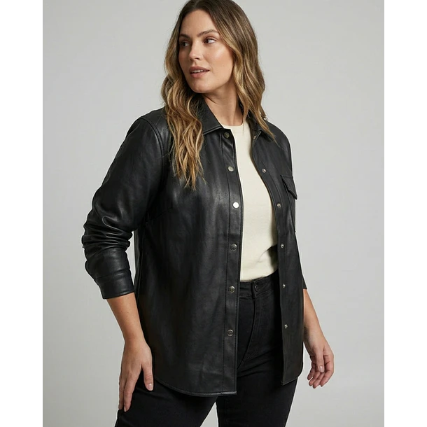 Blusa Sobrecamisa Eco Cuero 4
